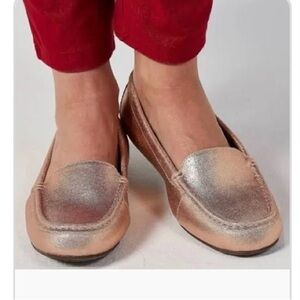 Vionic Debbie Metallic Loafers